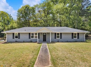 1421 Spring Valley Ln, Stone Mountain, GA 30087