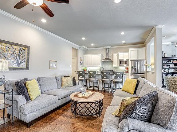 2nd image of 8325 Cotton Belt Ln