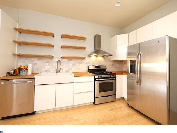 4th image of 2659 E Norris St
