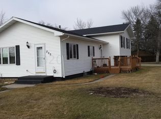 200 Laurance St, Hawley, MN 56549