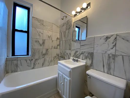 Rented by Highline Residential | media 8