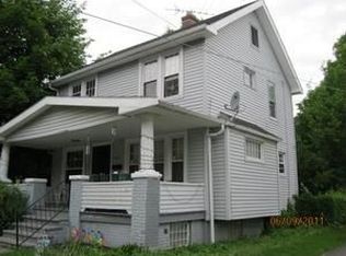 16715 Grovewood Ave, Cleveland, OH
