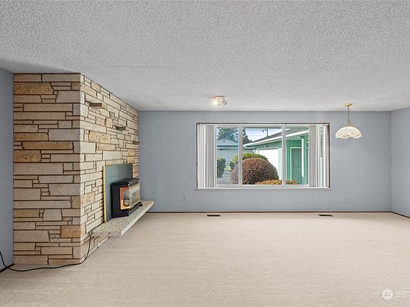 4th image of 1924 Owen Drive