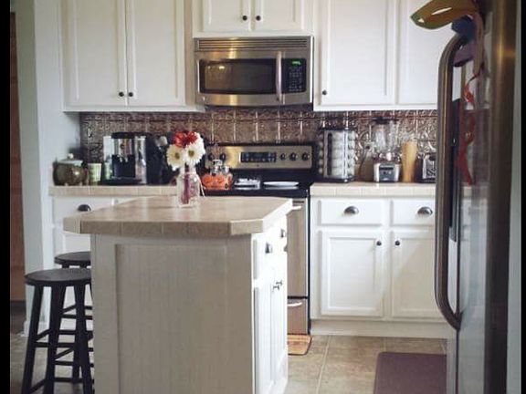 Large Bright Open Kitchen