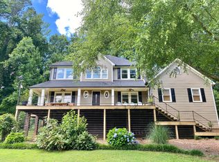 815 E Hembree Xing, Roswell, GA 30076