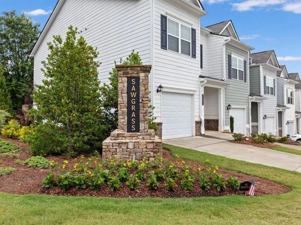 105 Sawgrass Dr