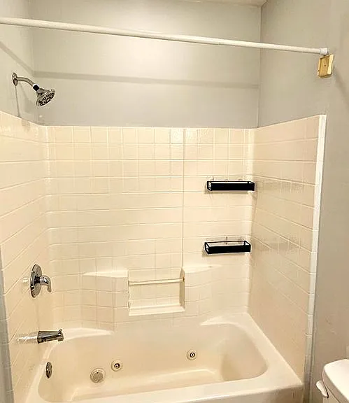 3359 S Ashland Ave — Photo 7