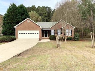 1021 Derby Ln, Bogart, GA 30677