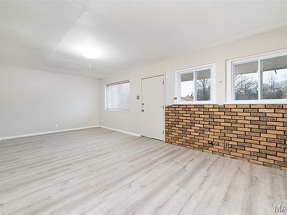 2nd image of 10769 Spring Garden Dr