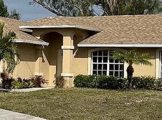 2621 Cape Coral Pkwy W, Cape Coral, FL 33914