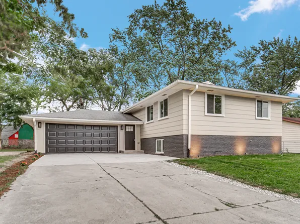 519 S Springinsguth Rd, Schaumburg, IL 60193