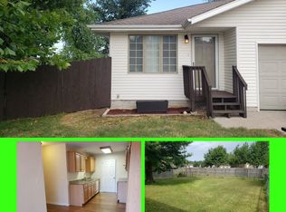 2977 W Village Ln #21, Springfield, MO 65807