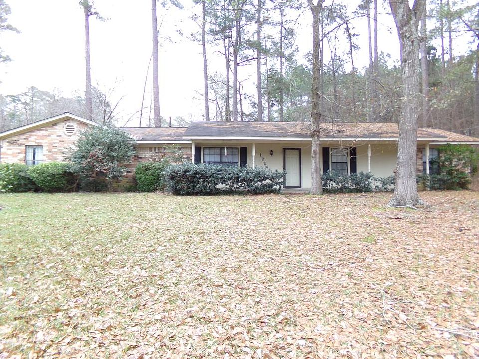 1st image of 1014 Hollyberry Dr