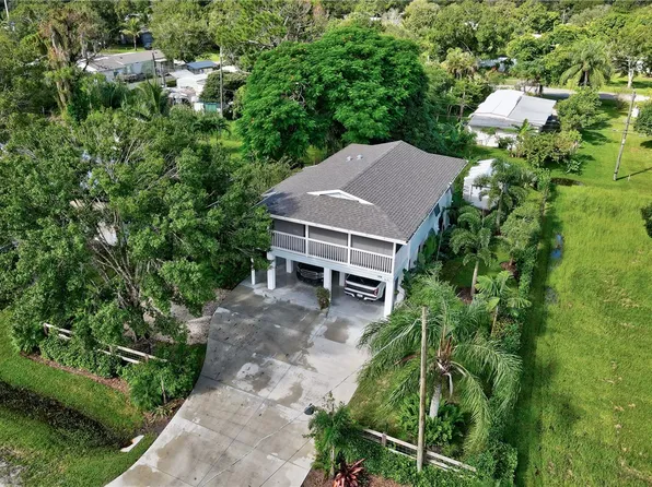 184 S Willow St, Fellsmere, FL 32948