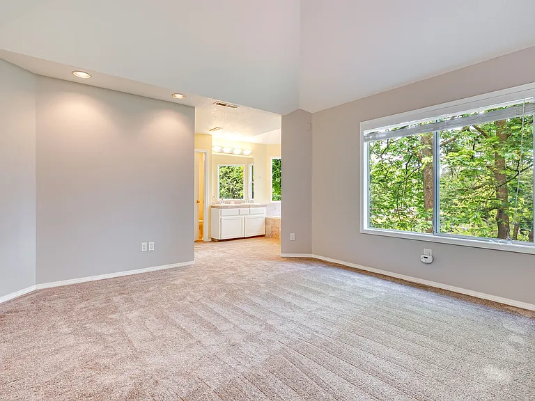 725 Ash St — Photo 38