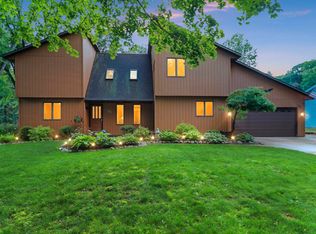 516 E Eagle Ter, Green Bay, WI 54313