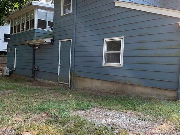 2nd image of 36 Lakewood Ave