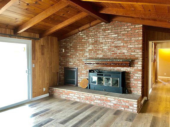 Family room fire place