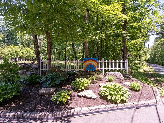 5th image of 604 Onesquethaw Creek Rd