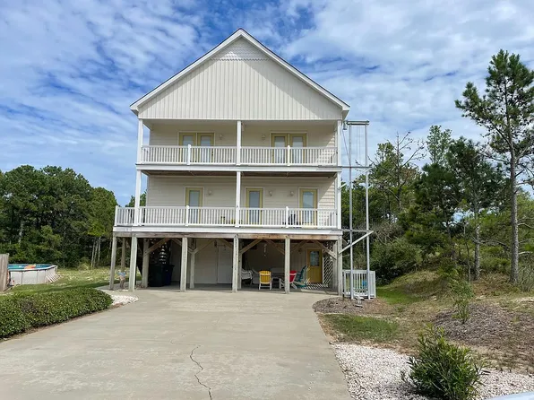 225 W Windjammer Rd, Nags Head, NC 27959