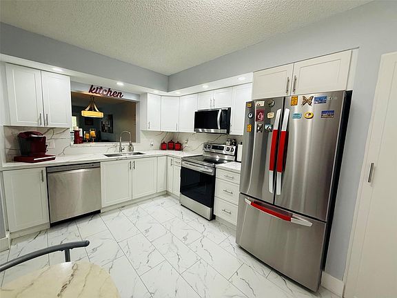 2nd image of 900 SW 142nd Avenue #109L