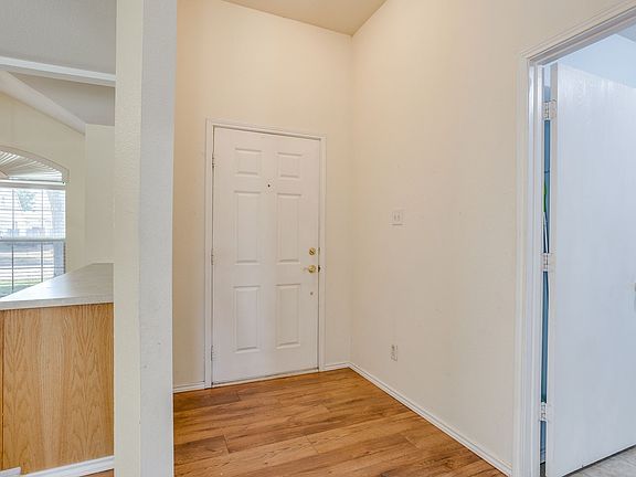 3rd image of 8433 Trinity Vista Trl