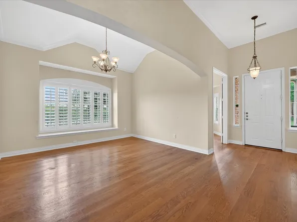 3500 Christopher Ln, Richardson, TX 75082