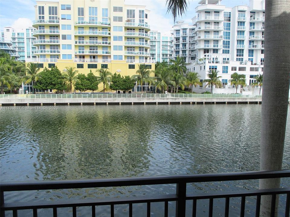 1st image of 3135 NE 184th St APT 2204
