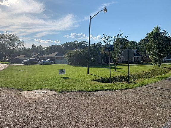 2nd image of 10613 Stone Pine Dr