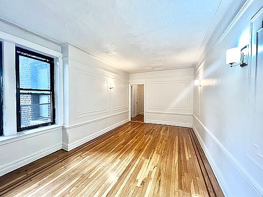 5th image of 3725 81st St APT 3A