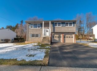 5 Fairmount Rd, Flanders, NJ 07836