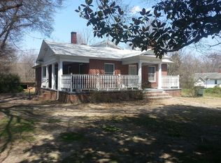 1907 McKnight Mill Rd, Greensboro, NC 27405