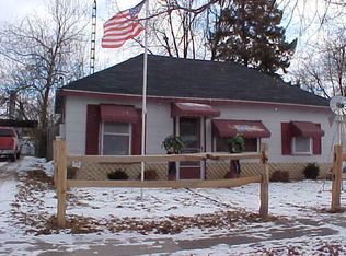 2012 Vermont Ave, Lansing, MI 48906