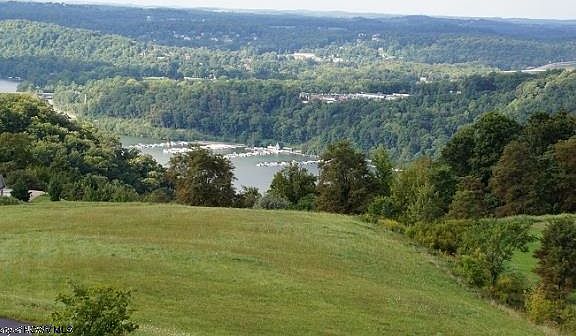 5th image of 3 Iroquois Way