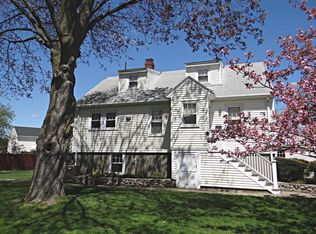 8 Althorn St, Saugus, MA 01906