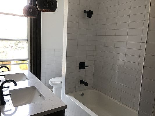 5th image of 19 Halsey St #1