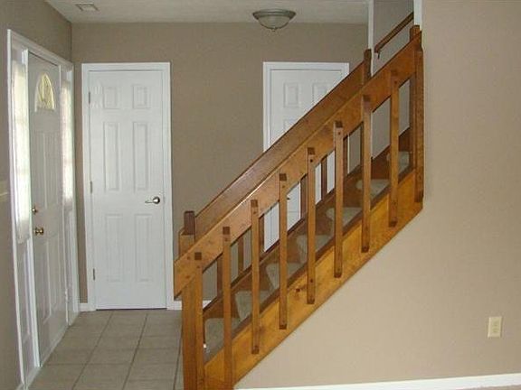 3rd image of 530 Jubilee Ln