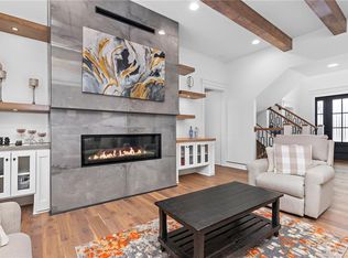 16233 W 165th Ter, Olathe, KS 66062