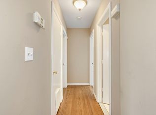 68 Applegate St, Red Bank, NJ 07701