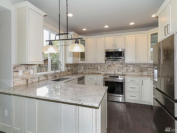 3rd image of 11622 NE 94th Pl