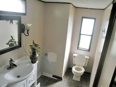 2nd image of 7720 Eagle Ave