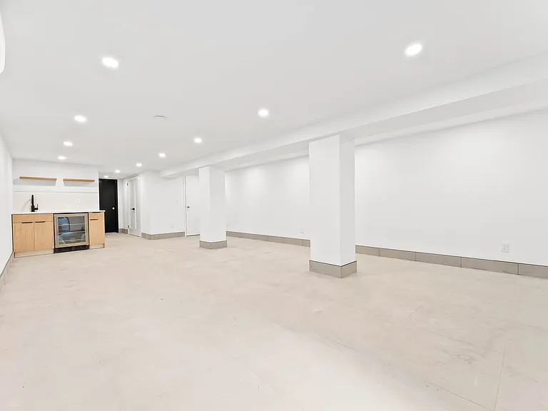 255 Weirfield St #1 — Photo 12