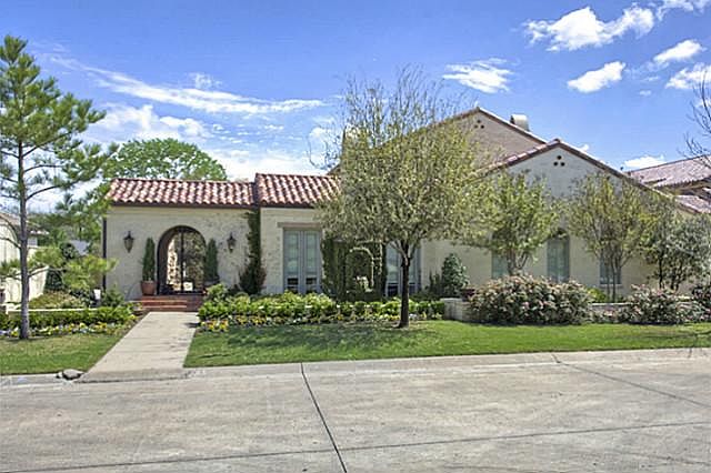 1st image of 800 Dunham Close