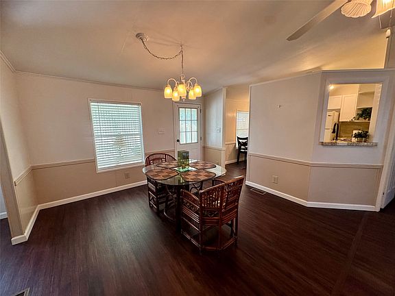 5th image of 8240 Briercrest Dr