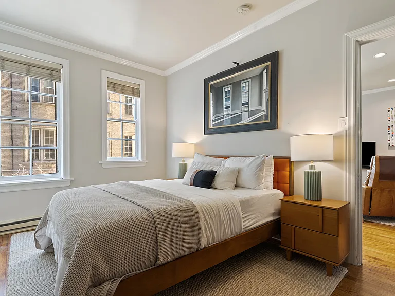 70 E Scott St #308 — Photo 18
