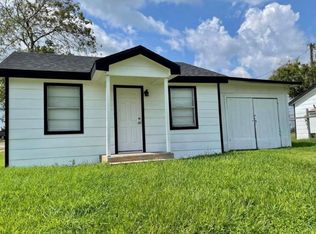 1901 N Avenue Q, Freeport, TX 77541