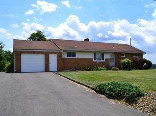 6 Forcey Dr, Baden, PA 15005