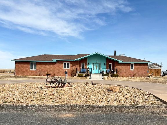 3rd image of 19 Ridgeview Ave