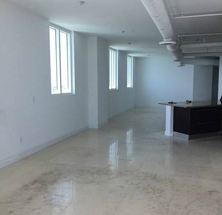 4th image of 700 NE 25th St APT 1204
