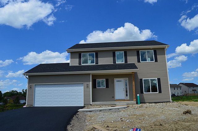 2nd image of 574 Lavender Ct